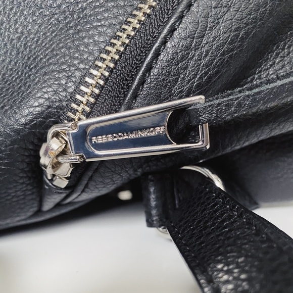 Rebecca Minkoff Julian Backpack in black leather - Picture 4 of 4